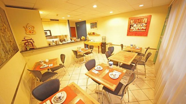 Hotel Comedie Genebra Restaurante foto
